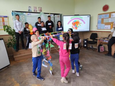 Въртележка на парите - Изображение 5