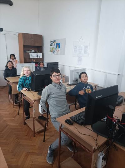 3 - ОУ Христо Ботев - Паничери