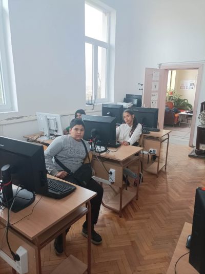 17 - ОУ Христо Ботев - Паничери